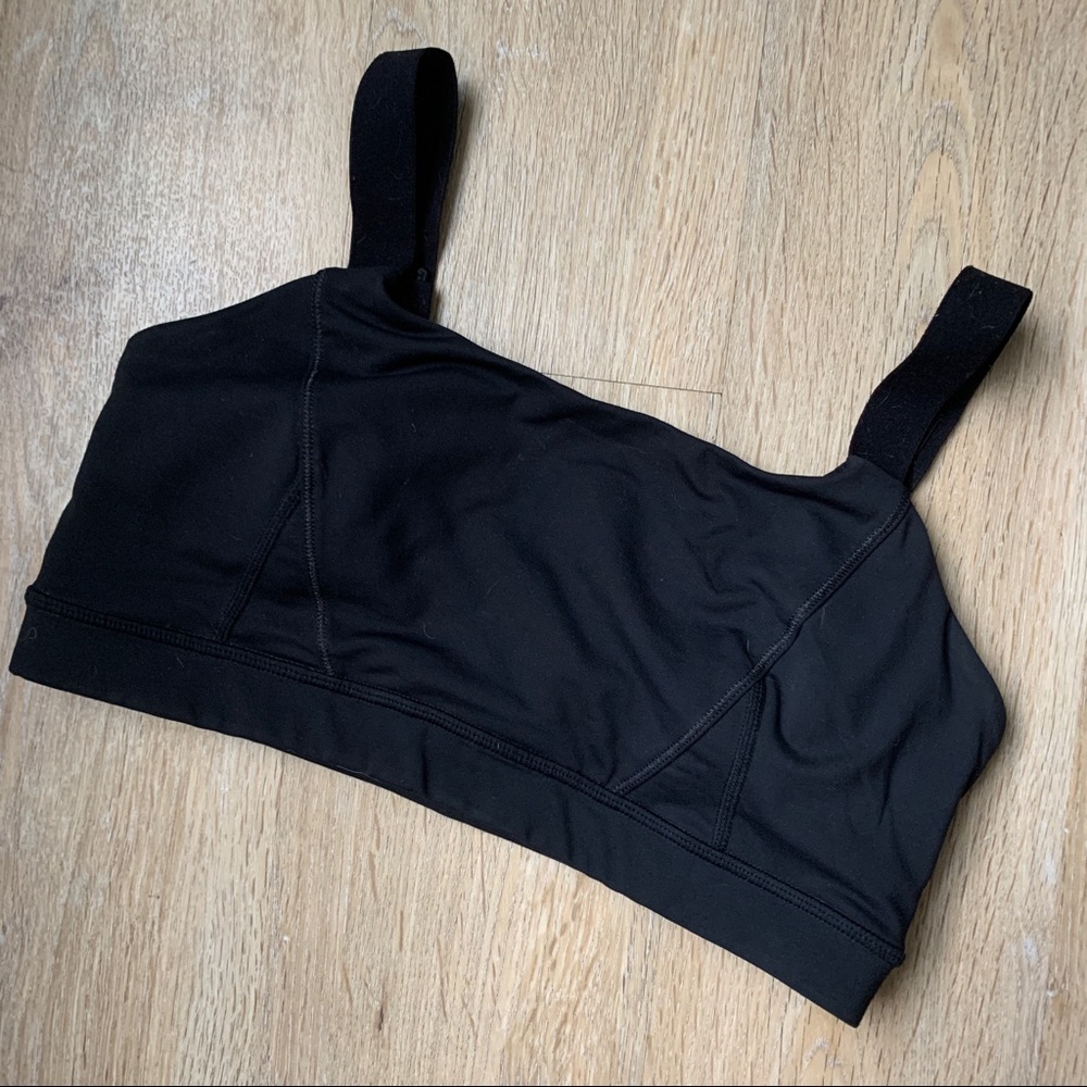 Black 8 Run Times Lululemon adjustable sports bra